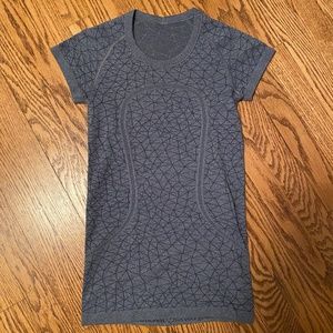 Lululemon Swiftly Tech Short Sleeve Shirt - Blue